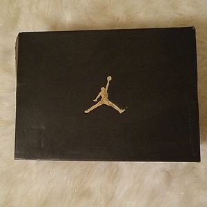 Empty Jordan Box